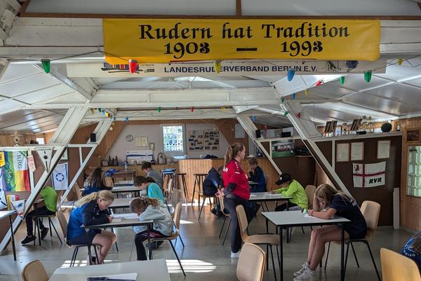 Erstes Jugend&shy;wochenende zur Erlangung des deutschen Ruderabzeichens