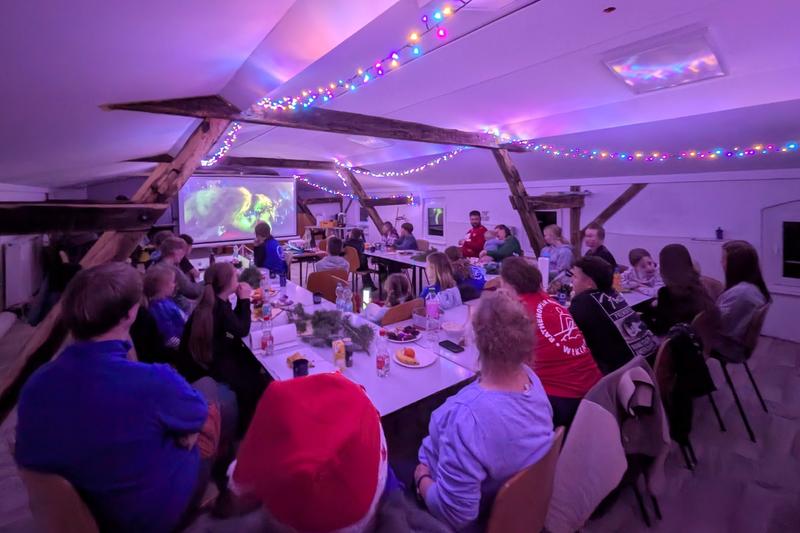 Koordi&shy;nation, Wett&shy;bewerb und süße Leckereien - so feierten wir in den 1.&nbsp;Advent